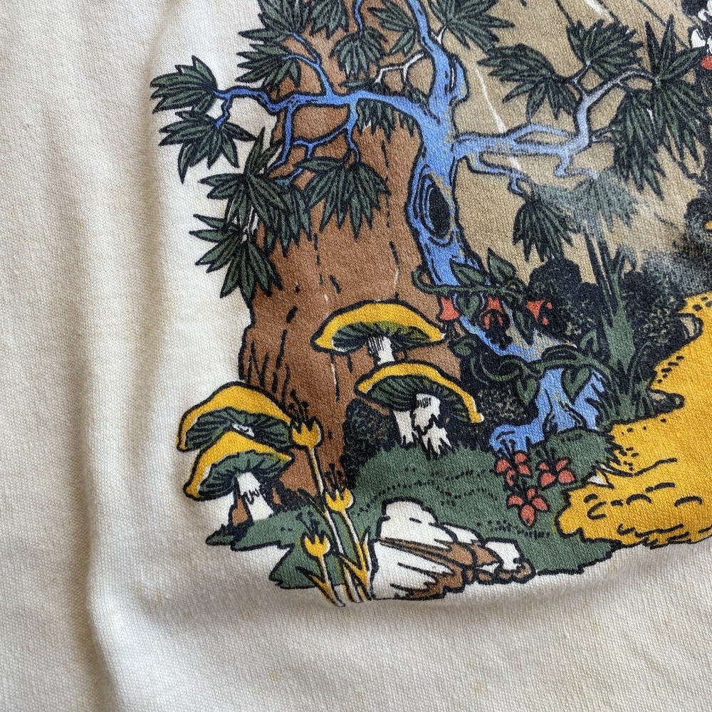 Vintage 60s 70s Walt Disney Productions Tee Shirt, Wild Psychedelic Design S/M - Picture 9 of 13